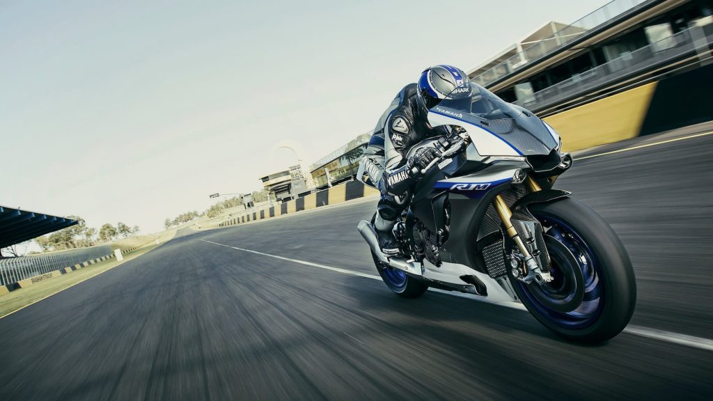 2017 Yamaha YZF-R1M on track action