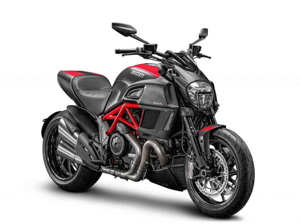 2016 Ducati Diavel Carbon Red Frame front quarter