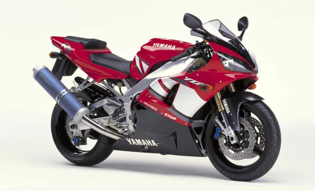 2001-2002 Yamaha R6 1st gen in red