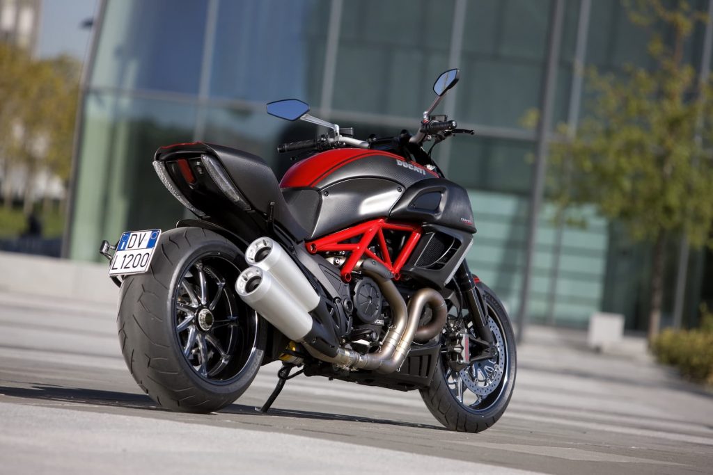 2011-2014 Ducati Diavel Carbon rhs outdoor static