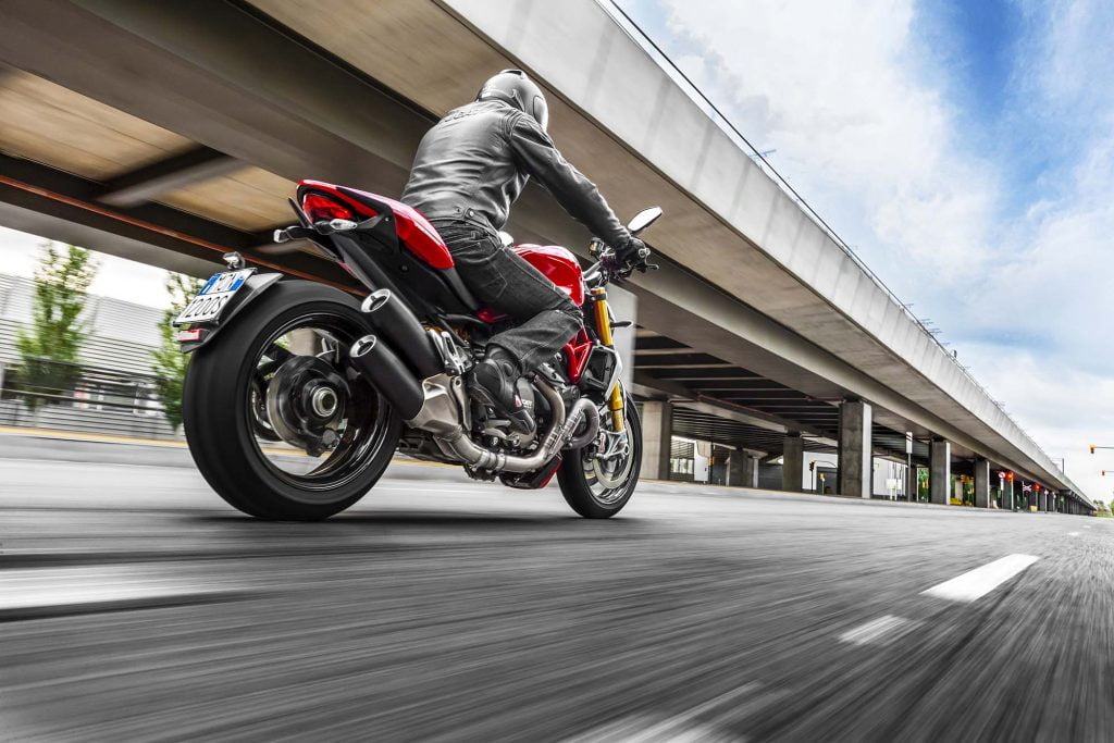 2014-2016 Ducati Monster 1200 S riding outside