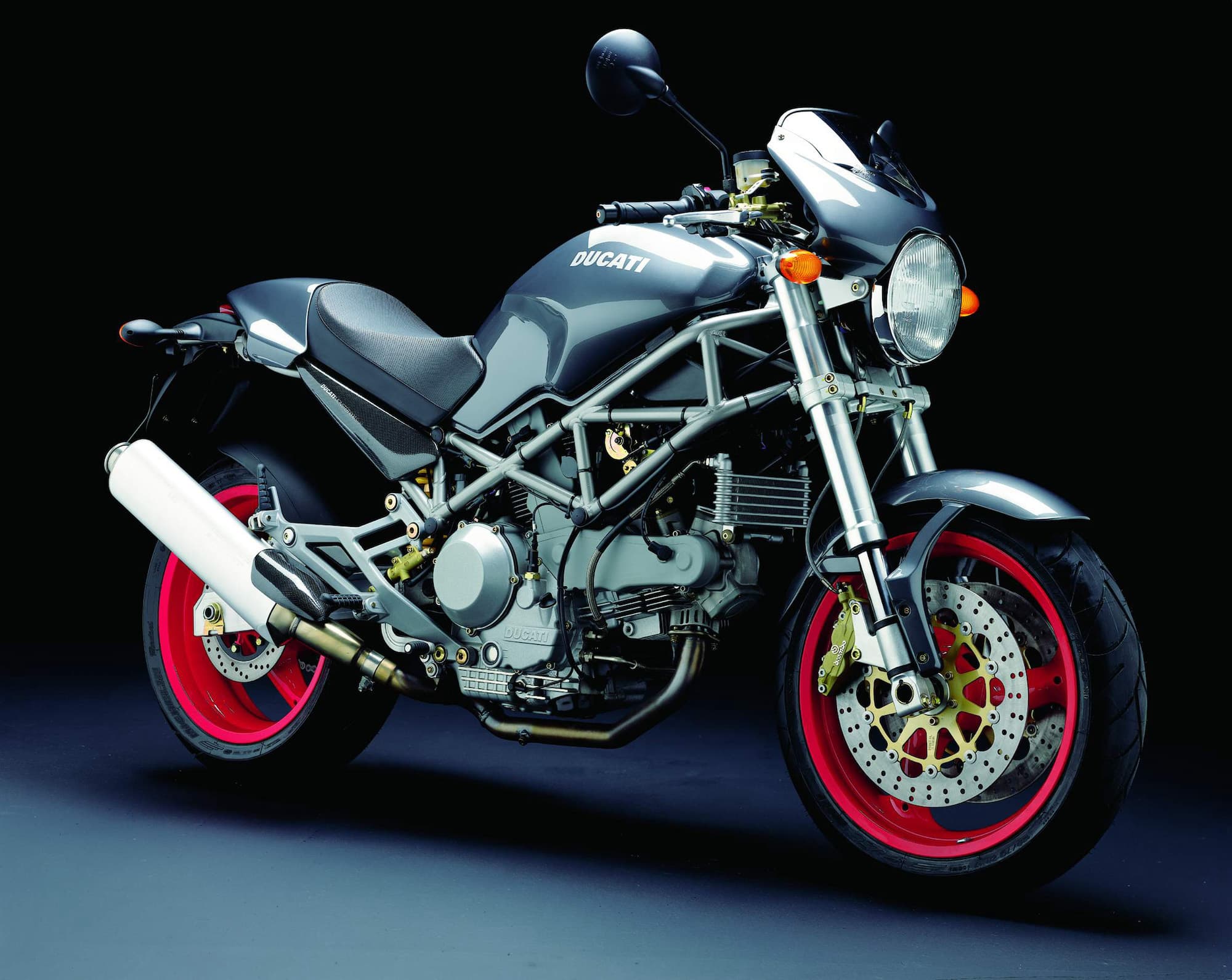 Ducati Monster 1000S Studio — RHS diagonal front